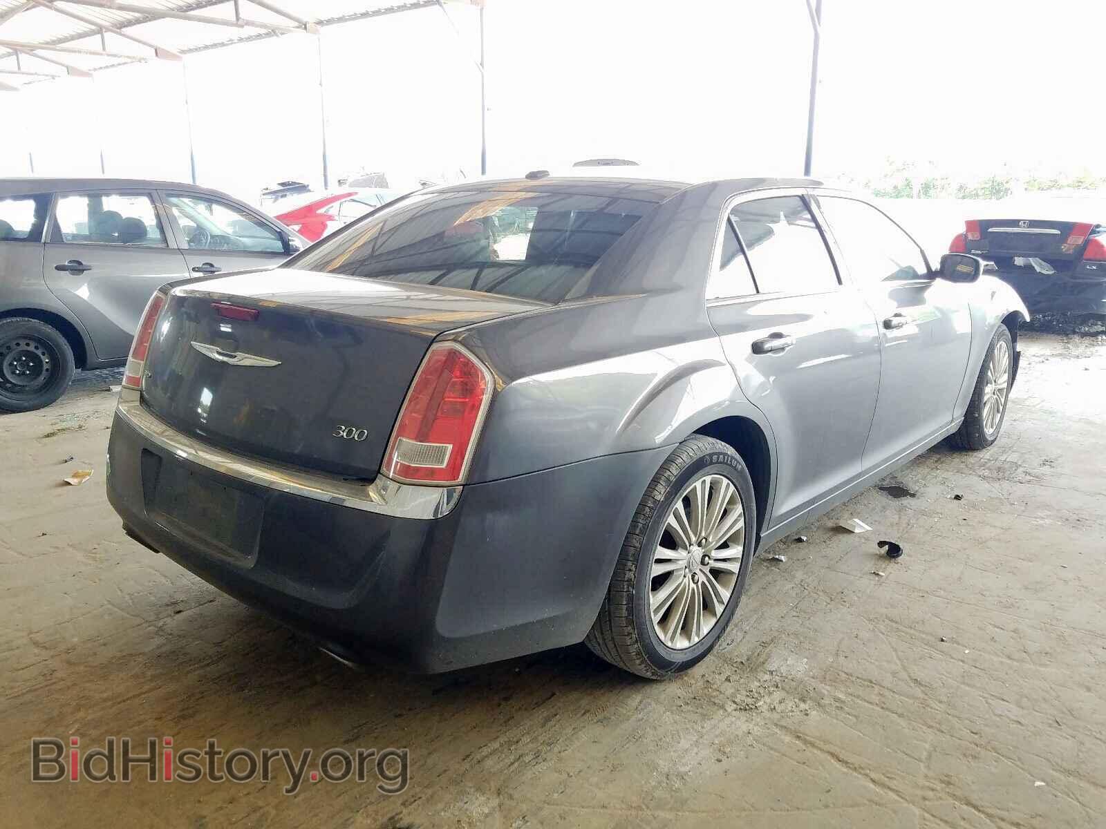 2014 CHRYSLER 300 - VIN: 2C3CCARG9EH365939 - Фото 4