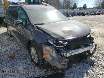 2018 Chrysler PACIFICA Pacifica T, silver — VIN 2C4RC1EG2JR112770, Copart