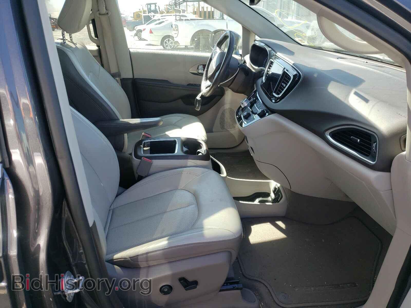 2018 CHRYSLER PACIFICA - VIN: 2C4RC1EG2JR112770 - Photo 5