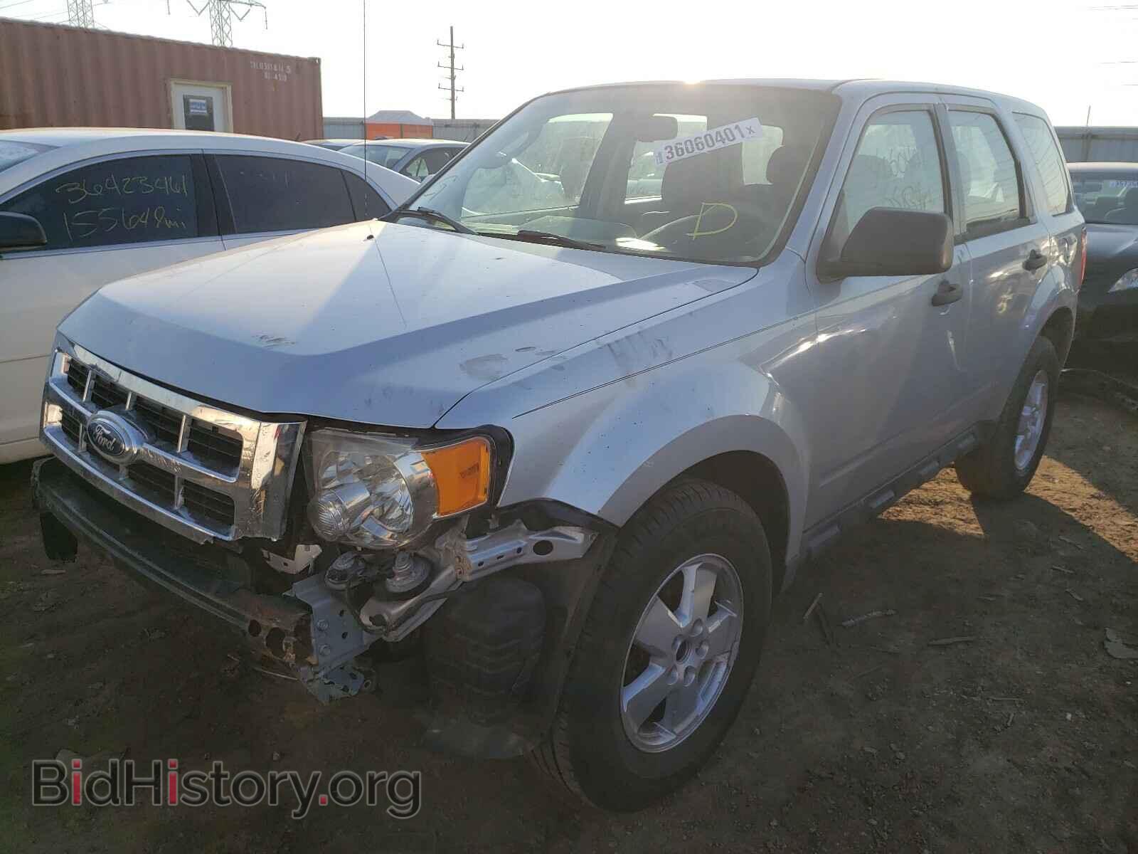 2011 FORD ESCAPE - VIN: 1FMCU0C74BKC58227 - Фото 2