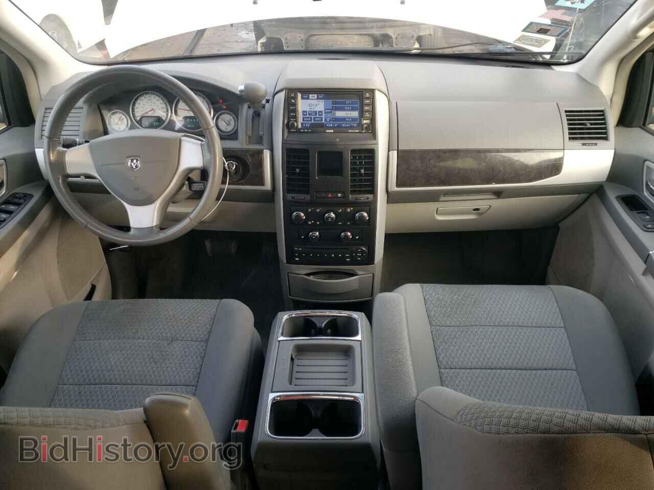 2010 DODGE CARAVAN - VIN: 2D4RN5DX1AR192021 - Фото 8