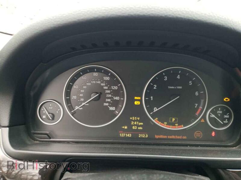 2011 BMW 5 SERIES (VIN WBAFU7C50BC781034) — фото 9 из 12