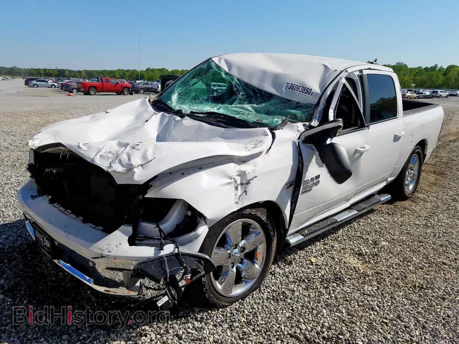 2019 RAM 1500 CLASS - VIN: 1C6RR6LT0KS600716 - Photo 2