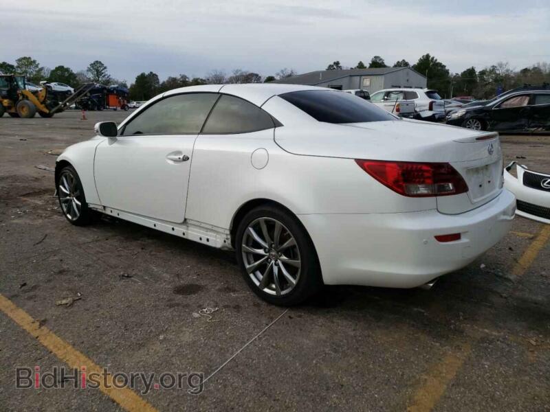 2015 Lexus IS (VIN JTHFF2C23F2532064) — photo 2 of 13