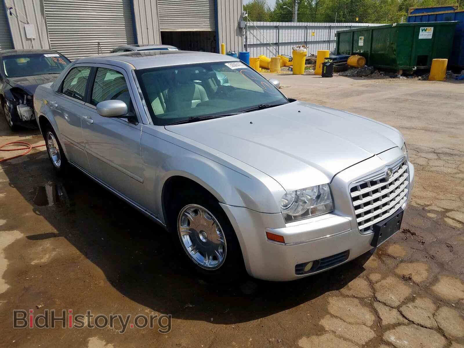 Photo 2C3AA53G35H529053 - CHRYSLER 300 2005