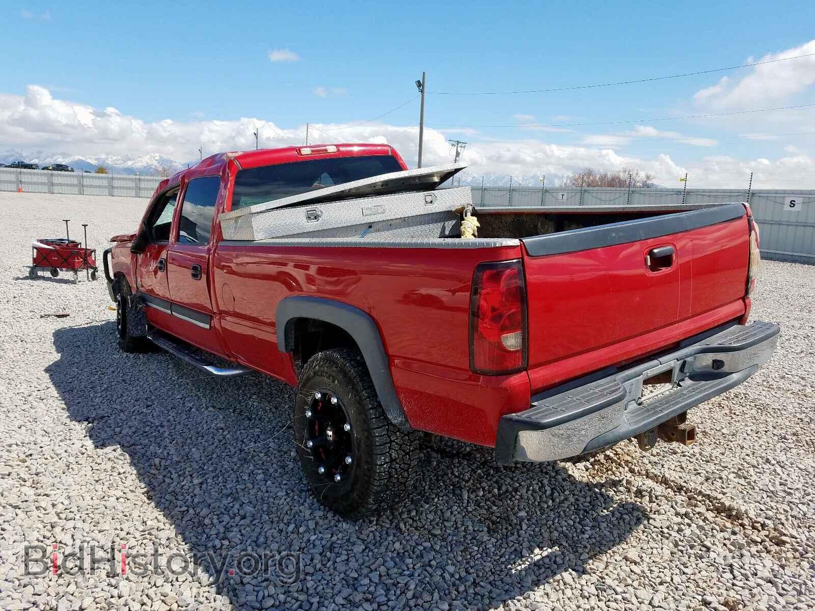 2005 CHEVROLET SILVERADO - VIN: 1GCHK23255F871034 - Фото 3