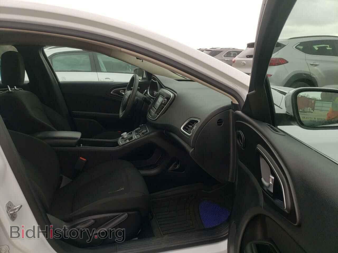 2017 CHRYSLER 200 - VIN: 1C3CCCFB8HN512252 - Фото 5
