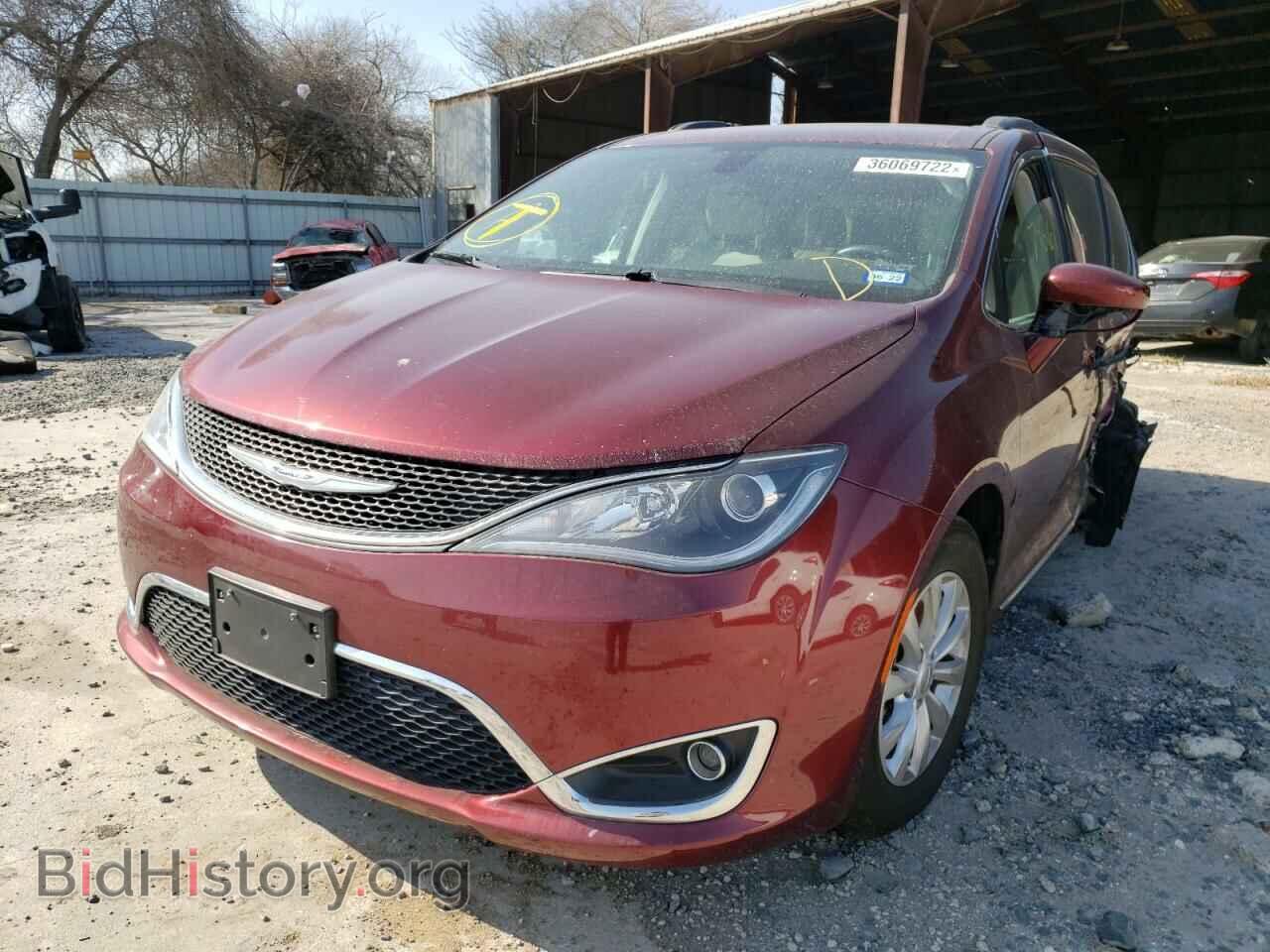 2017 CHRYSLER PACIFICA - VIN: 2C4RC1BGXHR820957 - Фото 2
