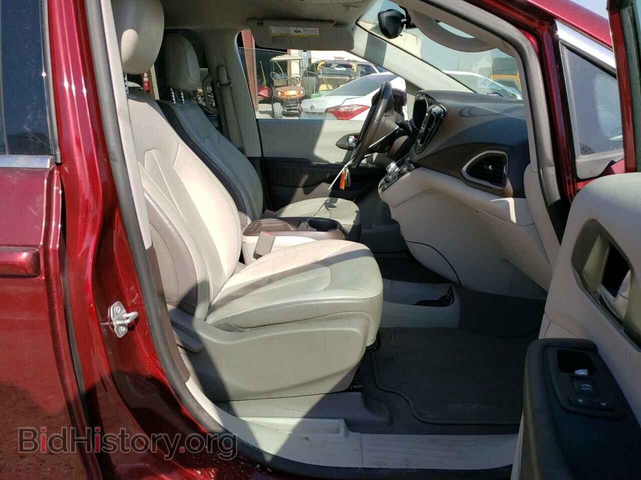 2017 CHRYSLER PACIFICA - VIN: 2C4RC1BGXHR820957 - Фото 5