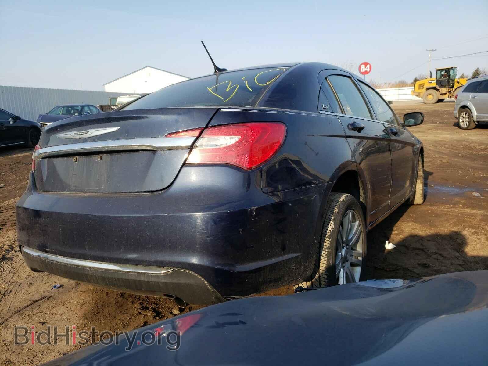 2013 CHRYSLER 200 - VIN: 1C3CCBAB3DN670719 - Фото 4