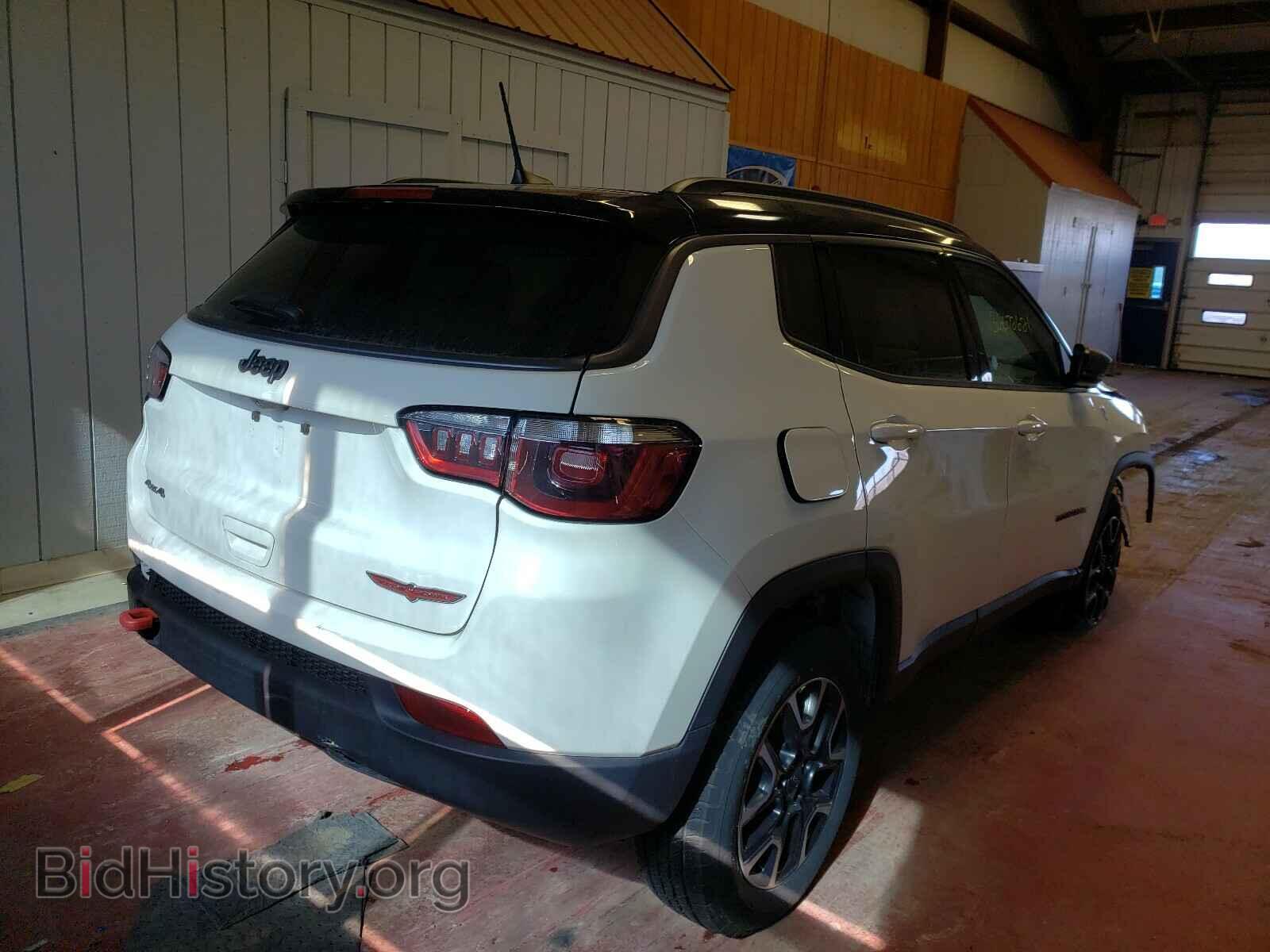 2019 JEEP COMPASS - VIN: 3C4NJDDB5KT649868 - Фото 4
