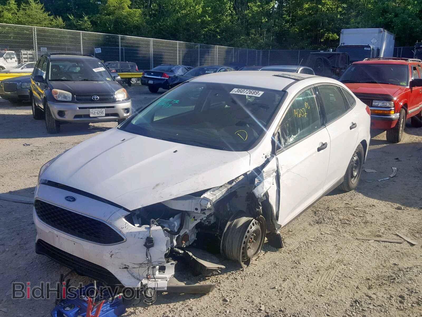 2018 FORD FOCUS - VIN: 1FADP3E29JL256748 - Фото 2