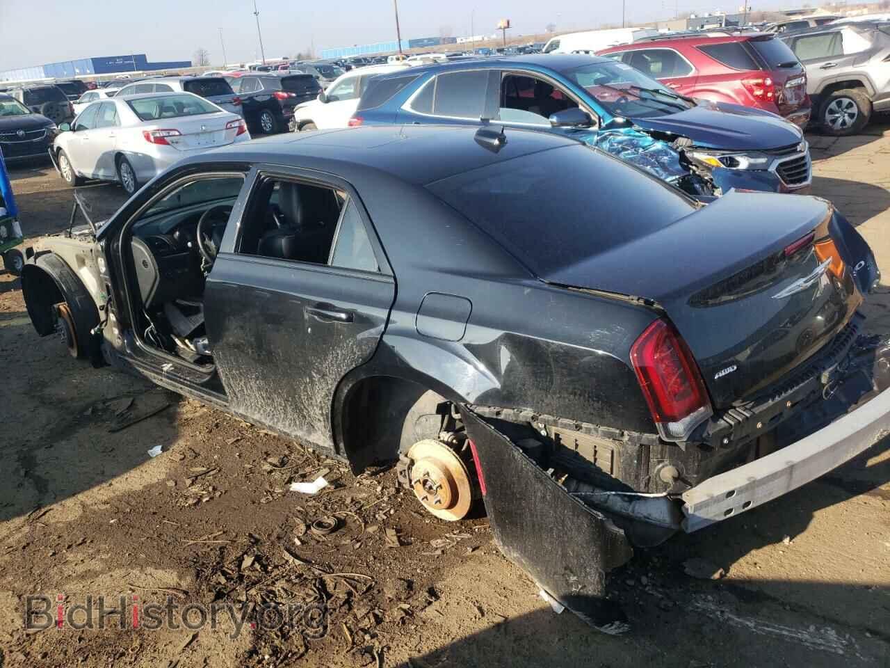2017 CHRYSLER 300 - VIN: 2C3CCAGGXHH616636 - Фото 2