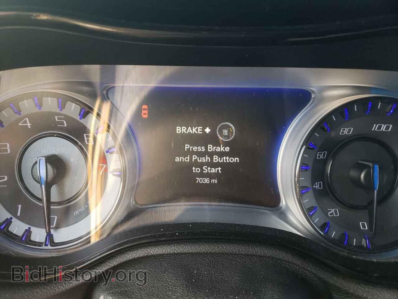 2017 CHRYSLER 300 - VIN: 2C3CCAGGXHH616636 - Фото 9