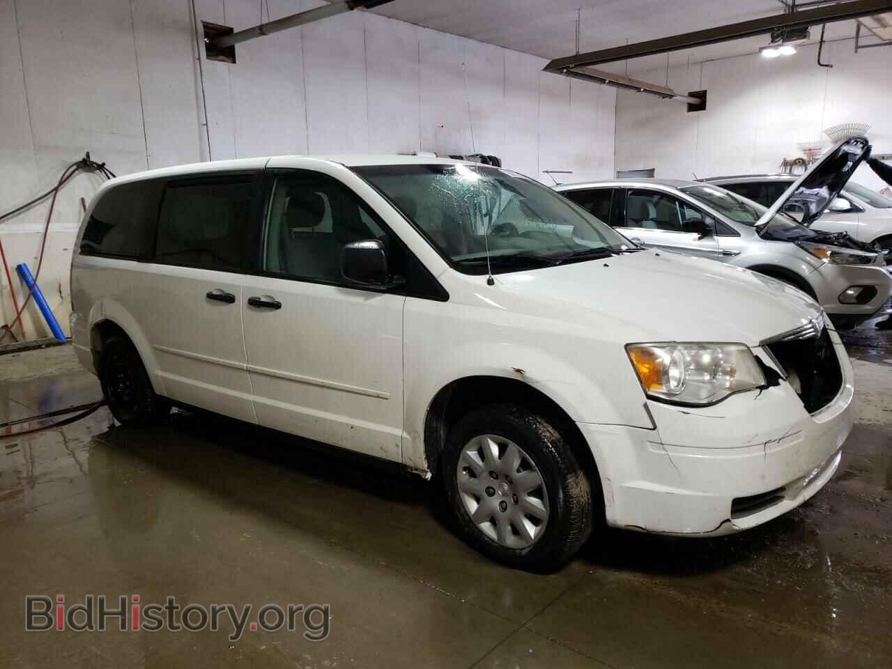 2008 CHRYSLER MINIVAN - VIN: 2A8HR44H48R615533 - Фото 4