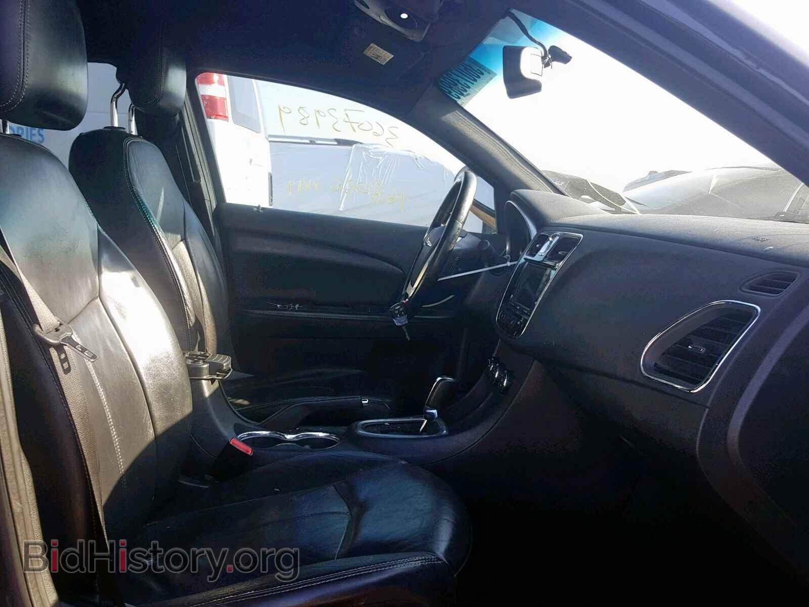 2011 CHRYSLER 200 - VIN: 1C3BC2FG3BN570147 - Photo 5