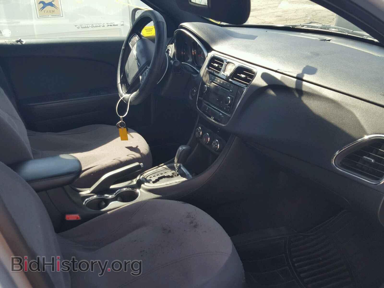 2011 CHRYSLER 200 - VIN: 1C3BC4FB3BN590043 - Фото 5