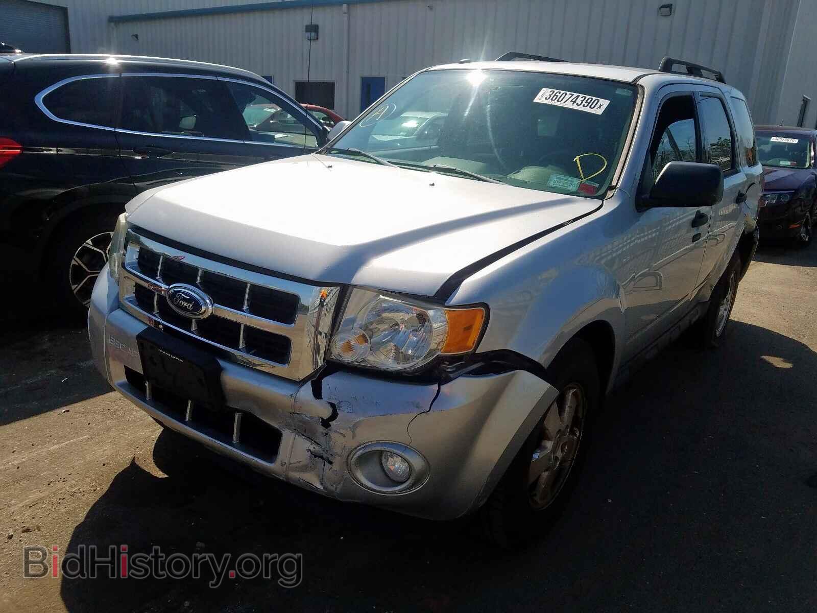 2011 FORD ESCAPE - VIN: 1FMCU9DG1BKA57744 - Фото 2