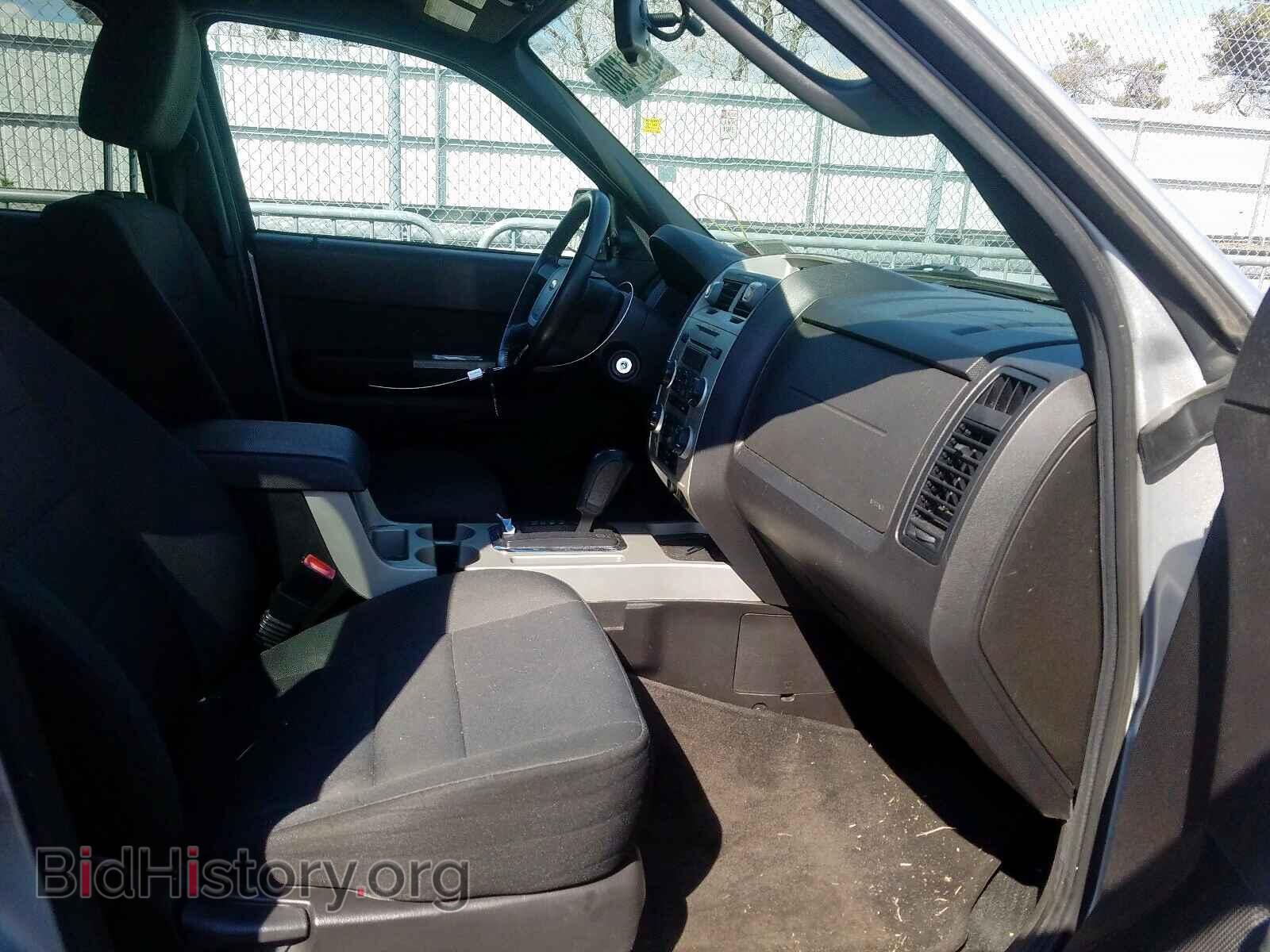 2011 FORD ESCAPE - VIN: 1FMCU9DG1BKA57744 - Фото 5