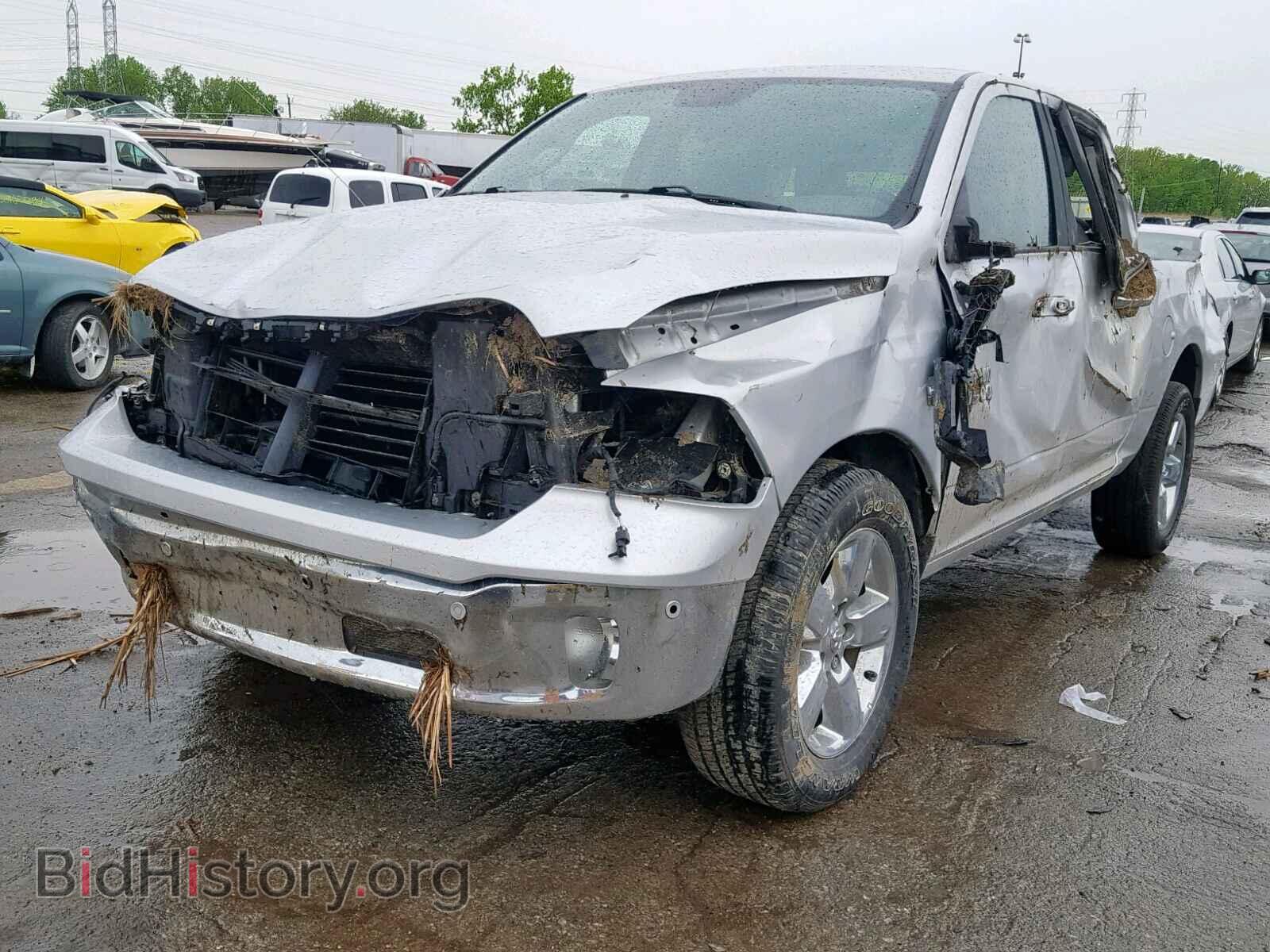 2018 RAM 1500 SLT - VIN: 1C6RR7LT5JS111457 - Фото 2