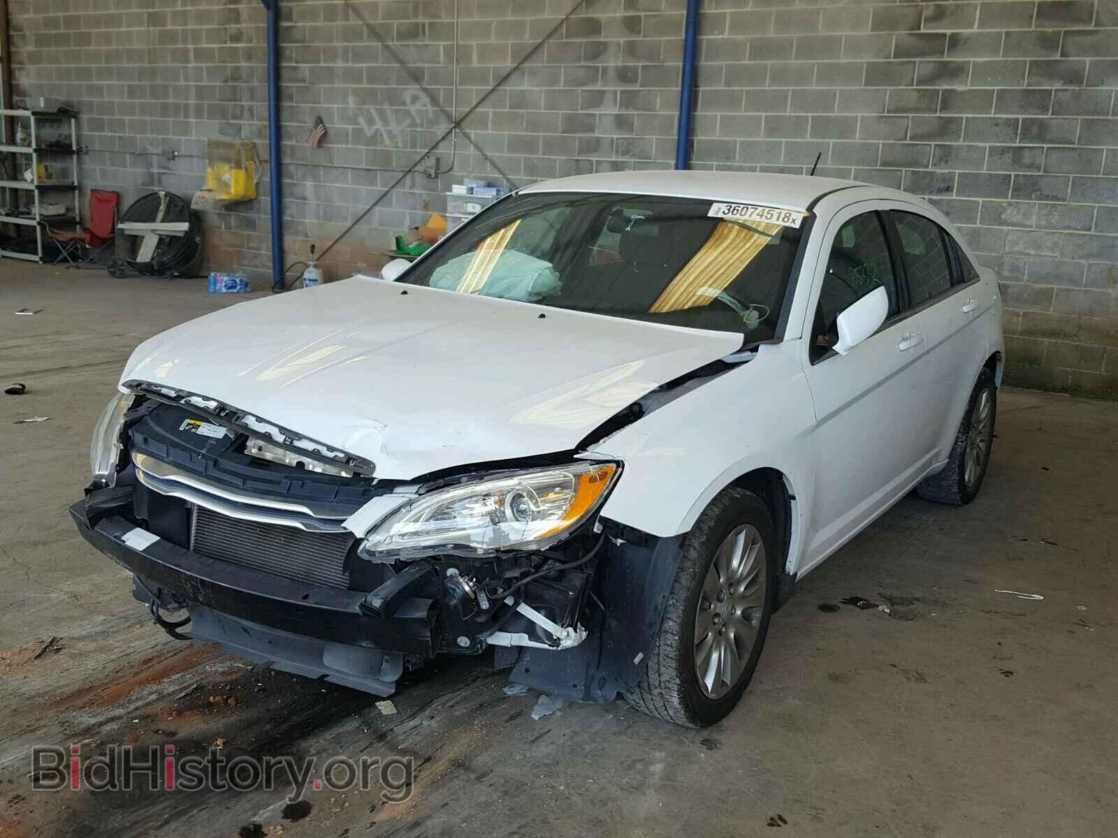 2014 CHRYSLER 200 - VIN: 1C3CCBAB6EN205109 - Фото 2