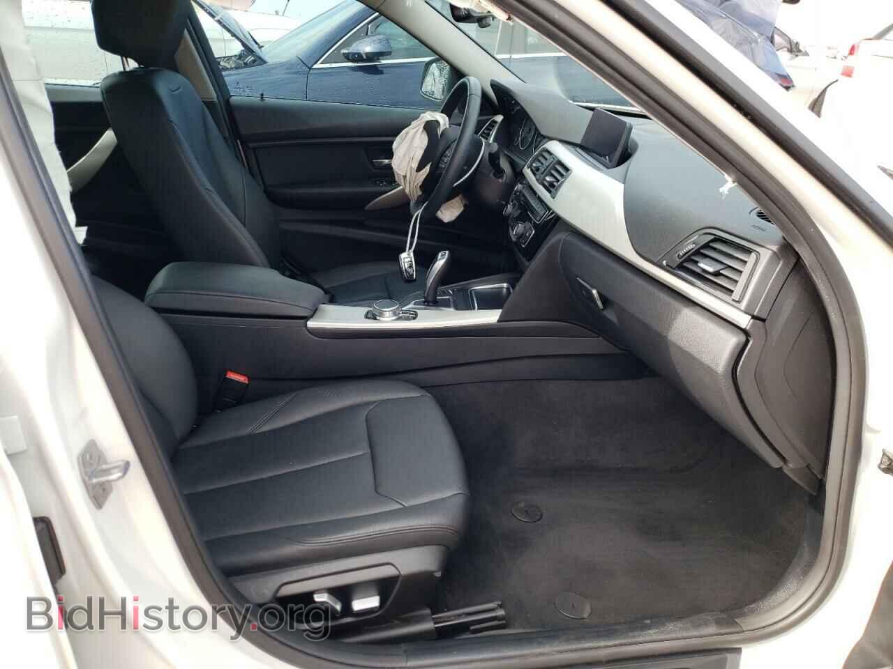2018 BMW 3 SERIES - VIN: WBA8A3C5XJA488245 - Фото 5