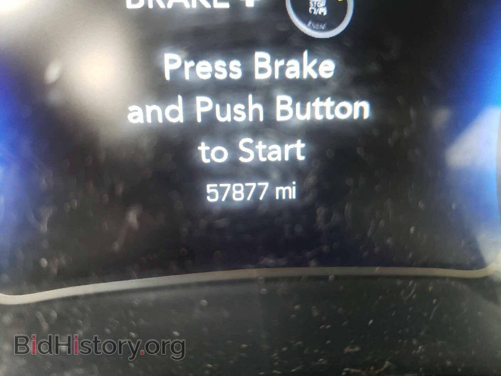 2018 CHRYSLER 300 - VIN: 2C3CCAGG8JH149335 - Фото 8