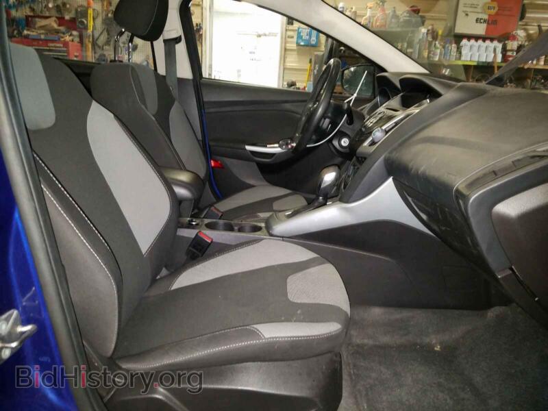 2012 Ford FOCUS (VIN 1FAHP3F24CL249337) — фото 5 из 10