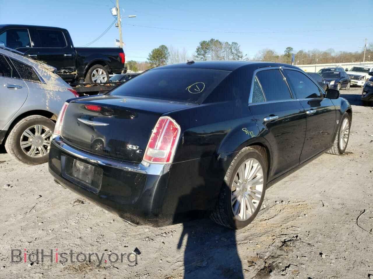 2013 CHRYSLER 300 - VIN: 2C3CCAETXDH651588 - Фото 3