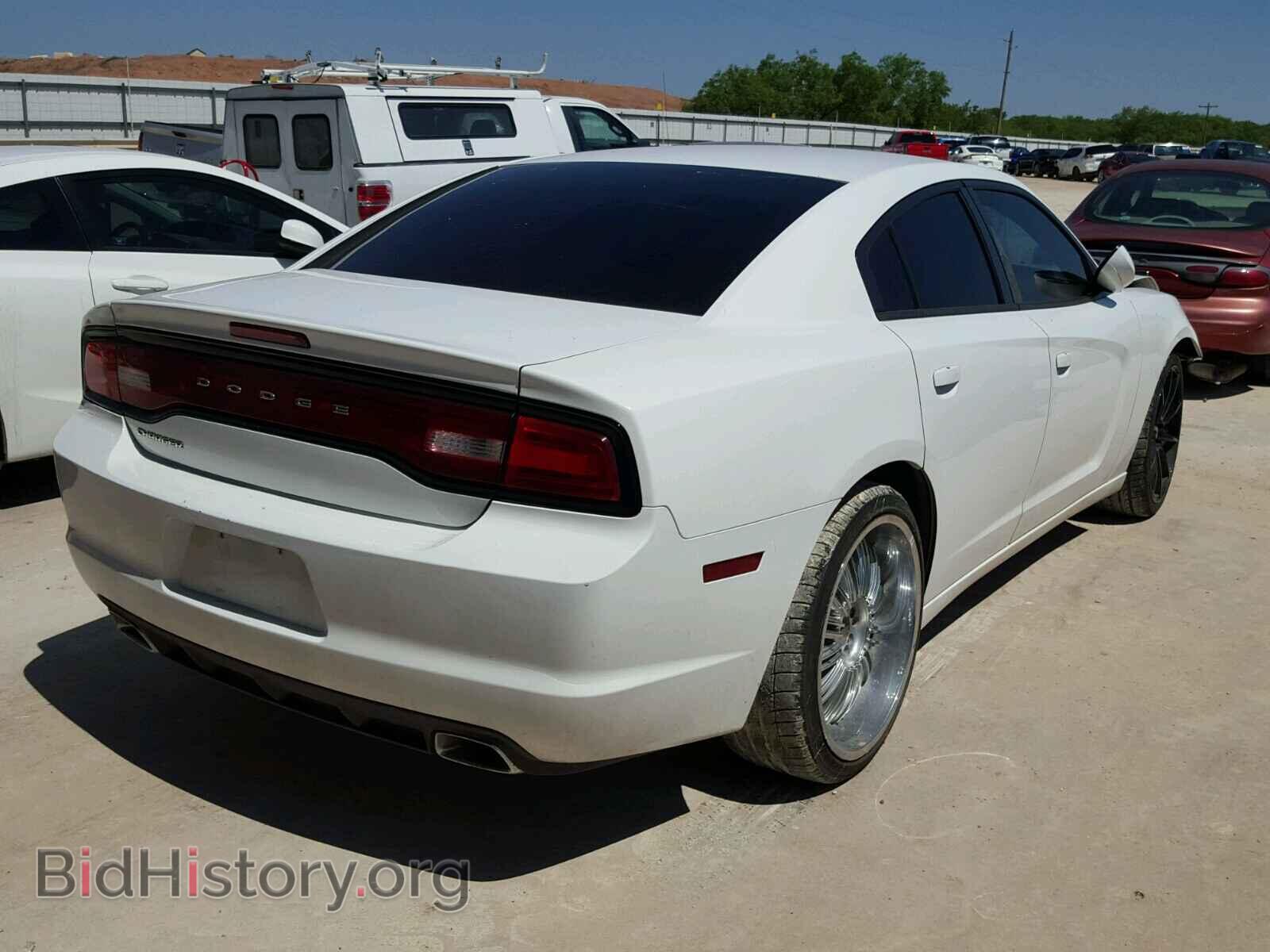 2011 DODGE CHARGER - VIN: 2B3CL3CG9BH606282 - Фото 4