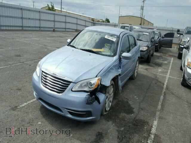 2013 CHRYSLER 200 - VIN: 1C3CCBBB0DN557597 - Фото 2