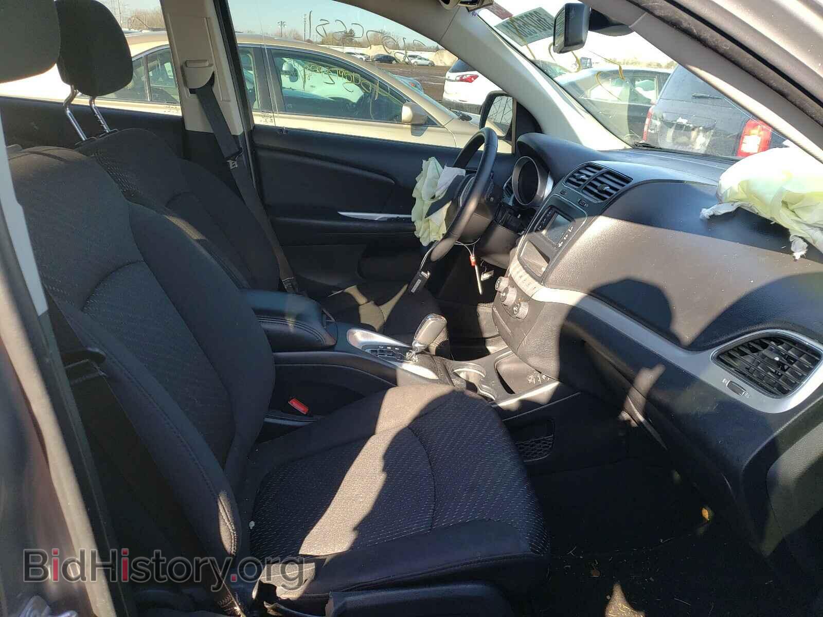 2018 DODGE JOURNEY - VIN: 3C4PDCAB6JT383032 - Фото 5