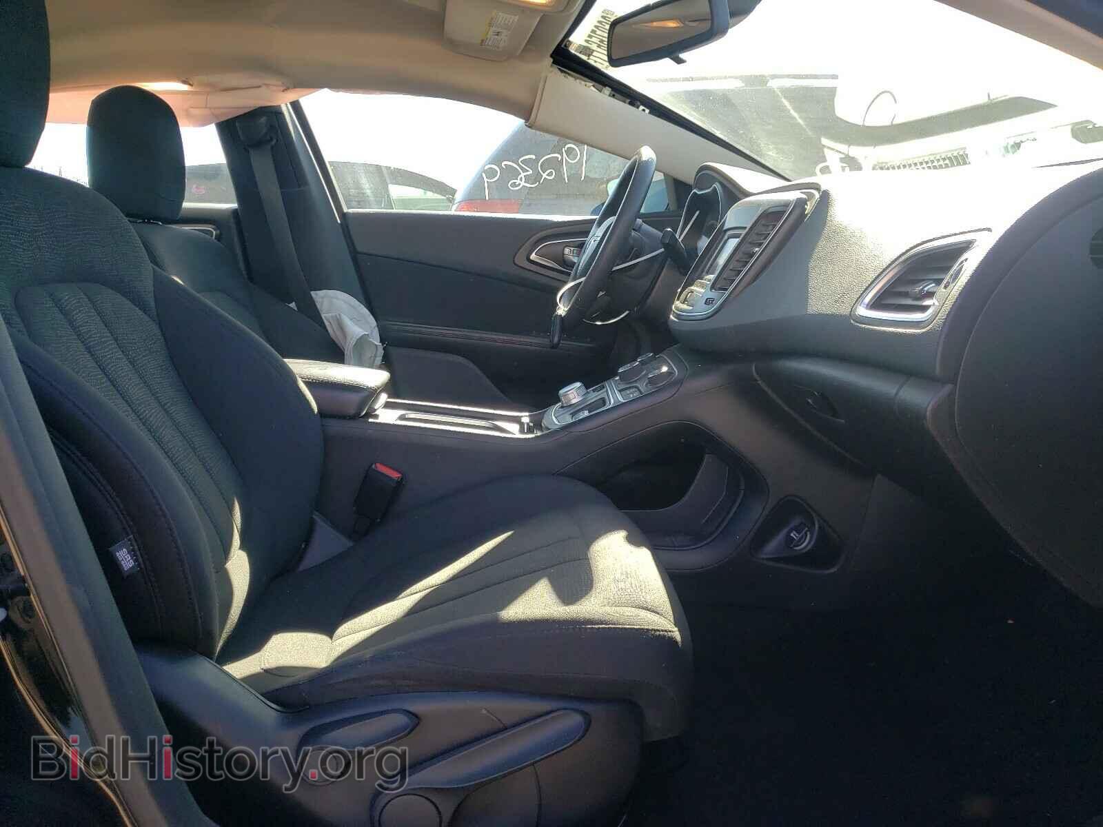 2016 CHRYSLER 200 - VIN: 1C3CCCAB3GN108040 - Фото 5