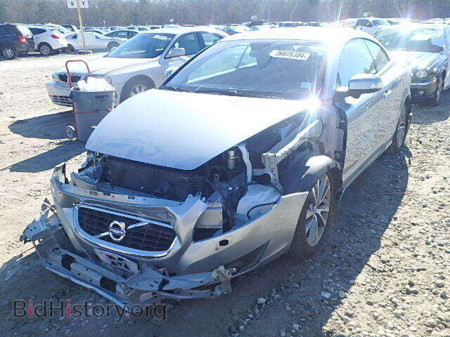 2013 VOLVO C70 - VIN: YV1672MCXDJ139407 - Фото 2