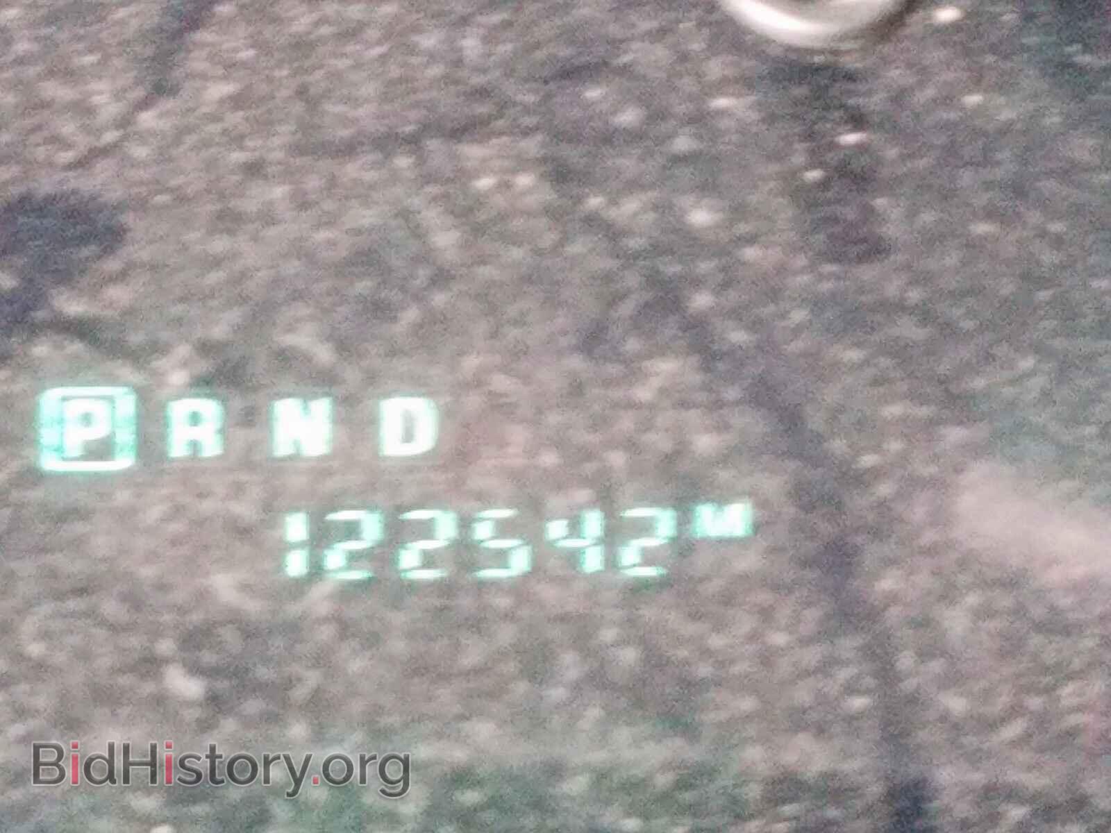 2005 CHRYSLER PACIFICA - VIN: 2C4GM68485R671152 - Photo 8