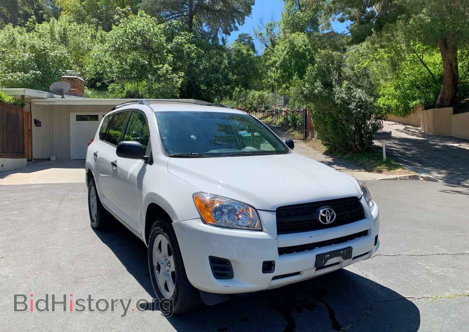 Фотография 2T3ZF4DVXCW121718 - TOYOTA RAV4 2012