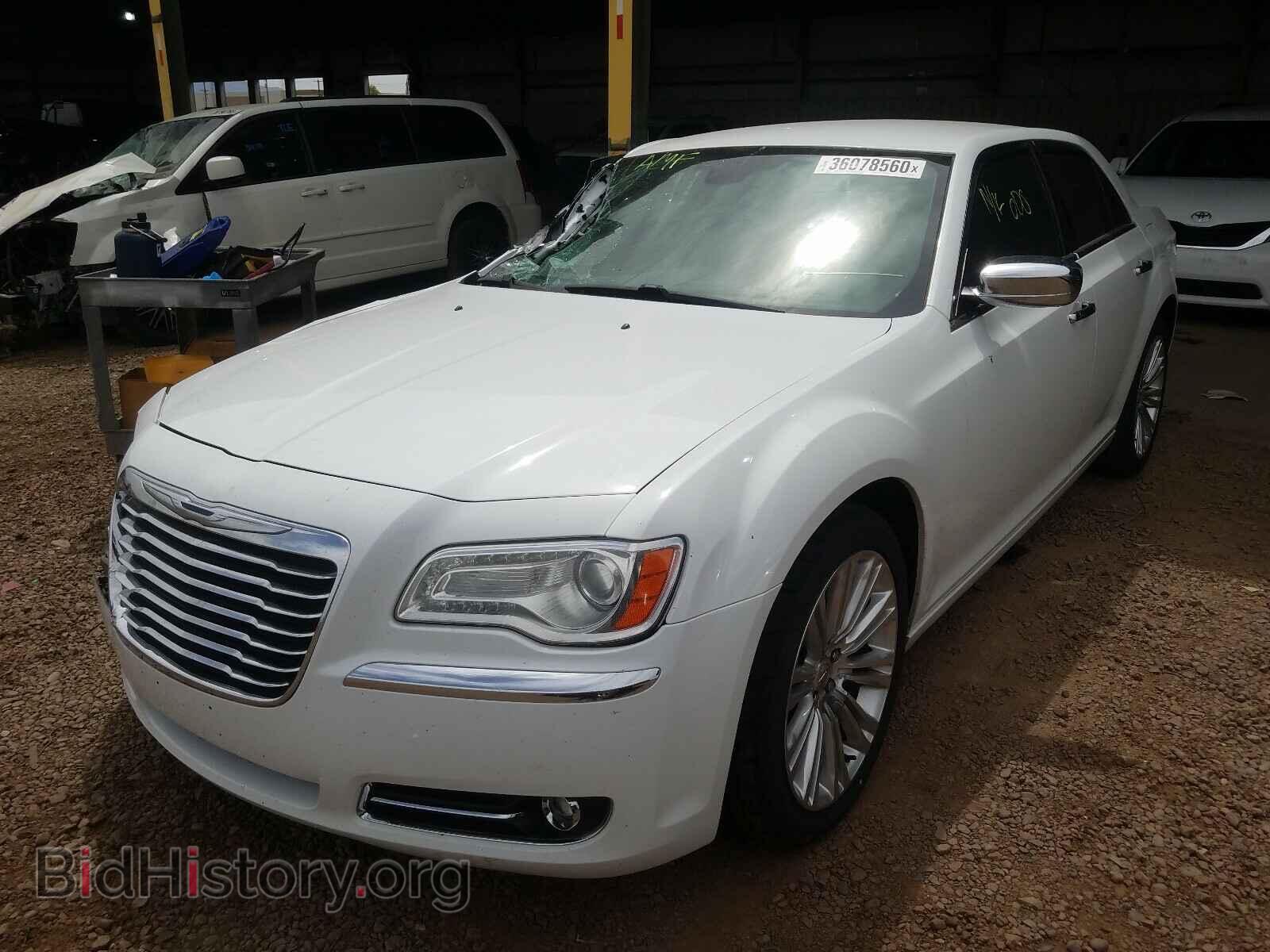 2011 CHRYSLER 300 - VIN: 2C3CA6CTXBH598829 - Фото 2