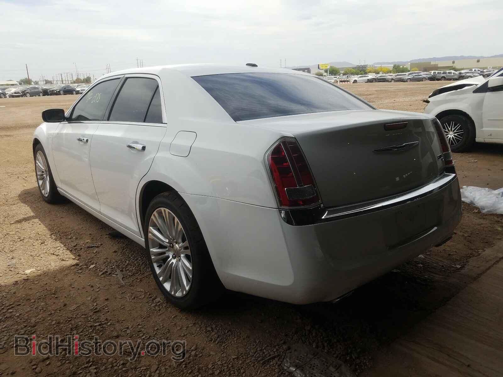 2011 CHRYSLER 300 - VIN: 2C3CA6CTXBH598829 - Фото 3