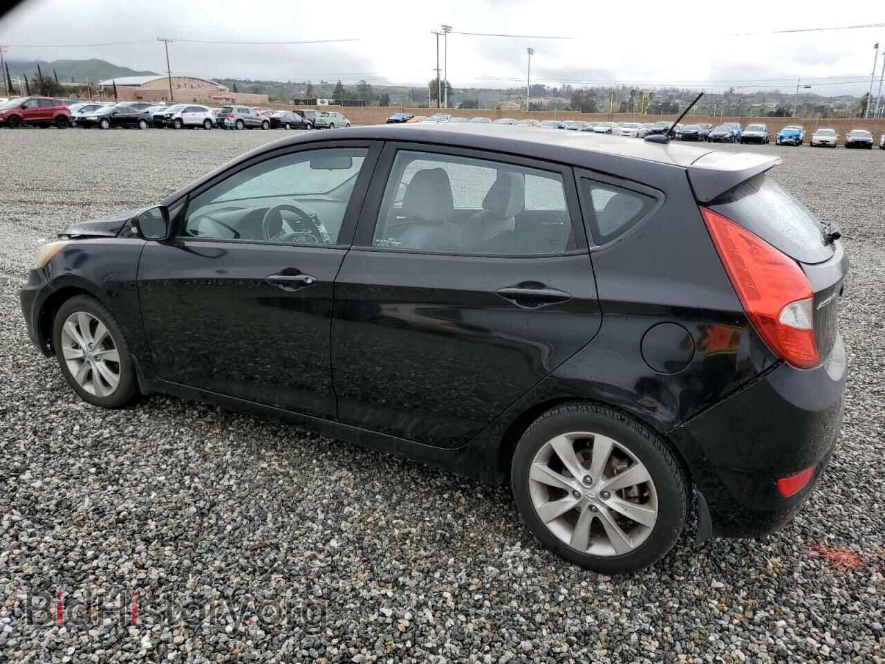 2013 HYUNDAI ACCENT - VIN: KMHCU5AE3DU096824 - Фото 2