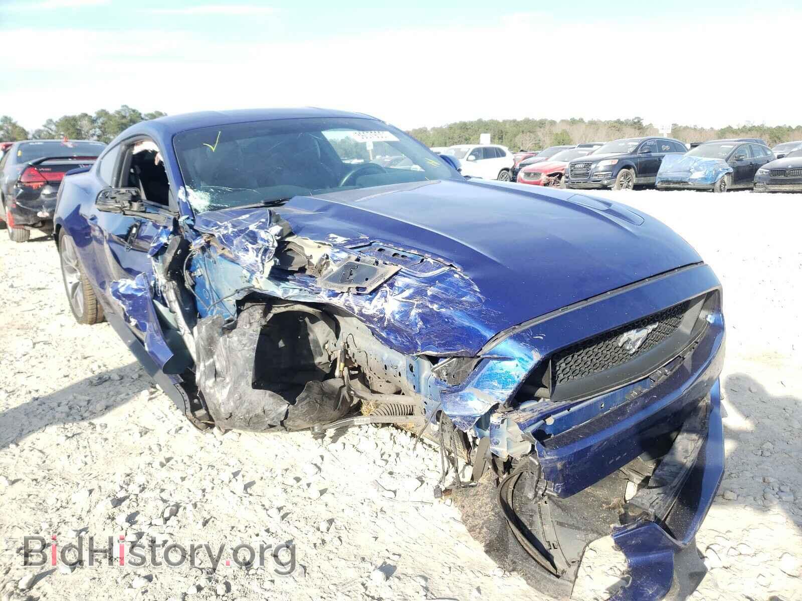 Photo 1FA6P8CF0F5432979 - FORD MUSTANG 2015