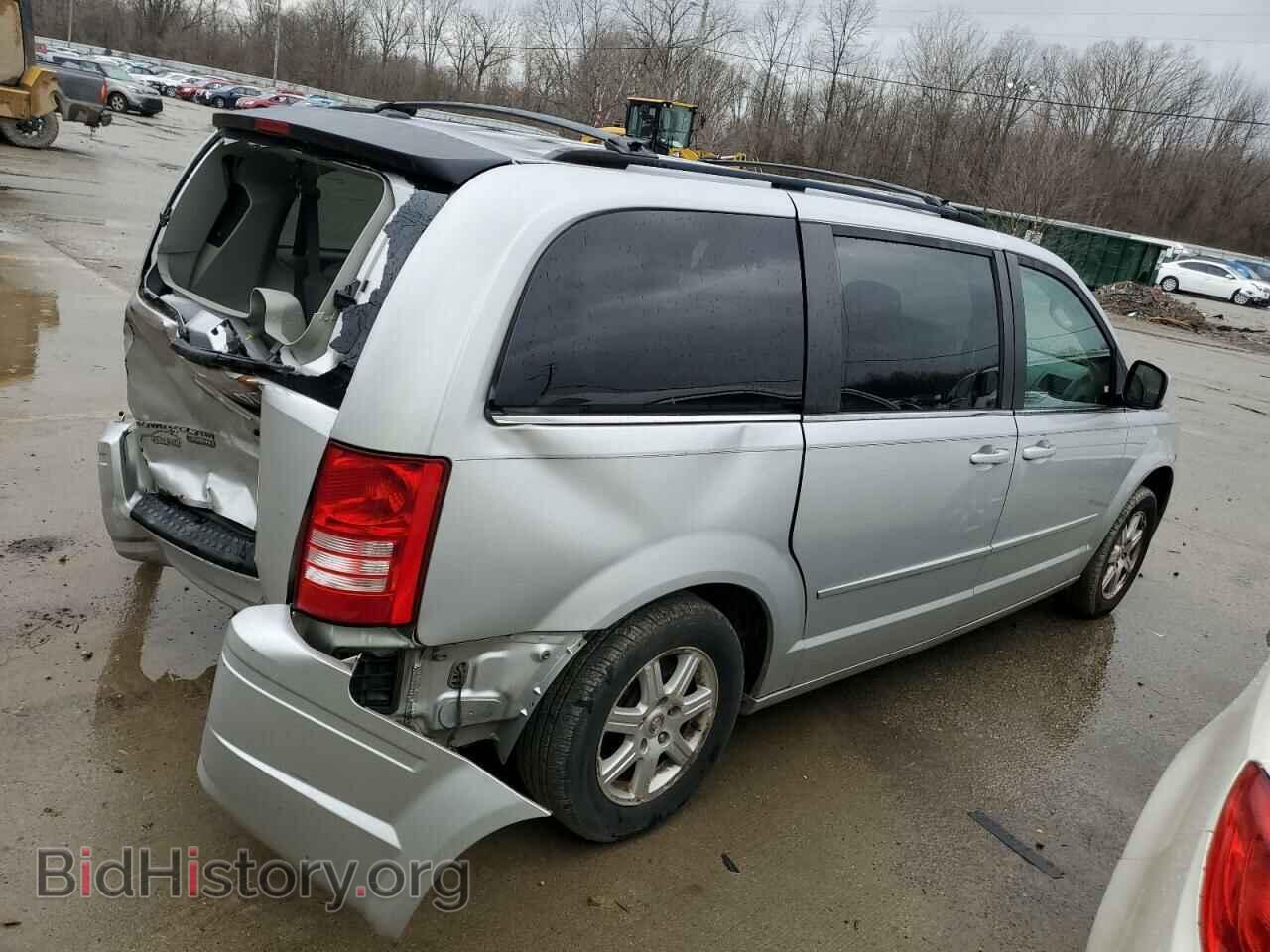 2008 CHRYSLER MINIVAN - VIN: 2A8HR54P88R719150 - Фото 3