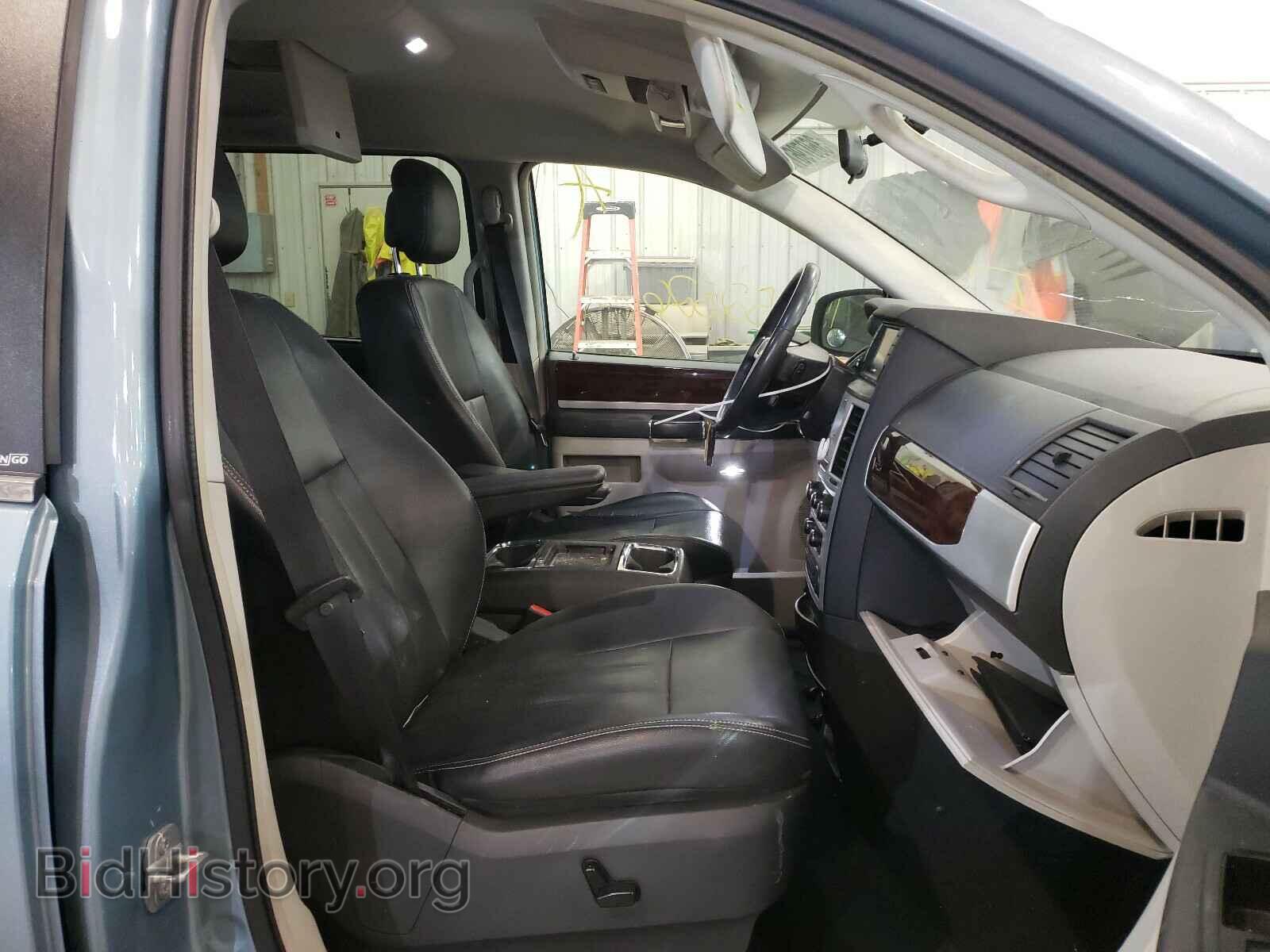 2010 CHRYSLER MINIVAN - VIN: 2A4RR8D12AR496273 - Фото 5