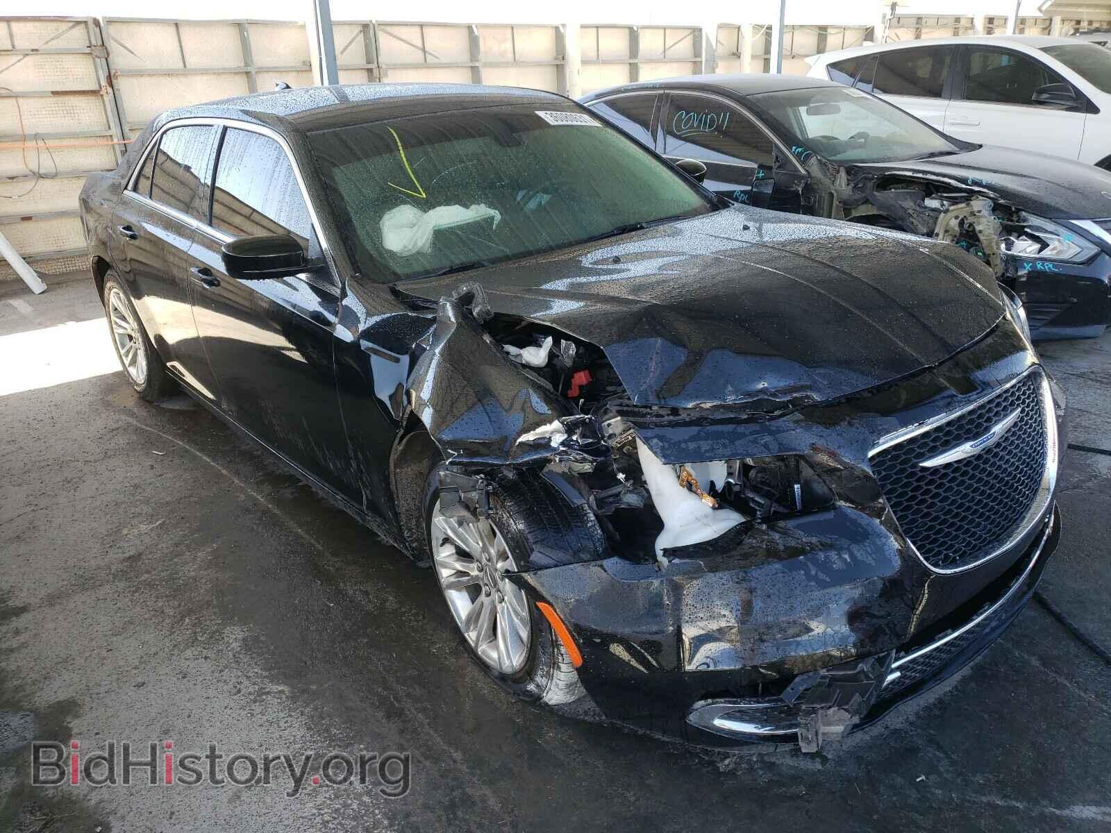 Фотография 2C3CCAAG8JH315734 - CHRYSLER 300 2018