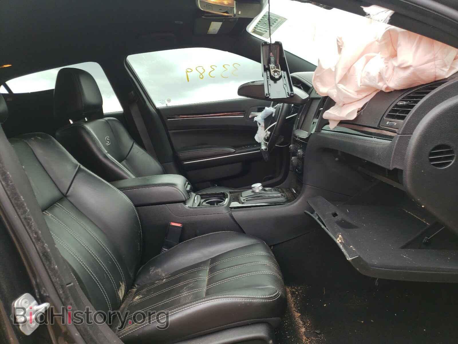 2019 CHRYSLER 300 - VIN: 2C3CCABGXKH697720 - Фото 5