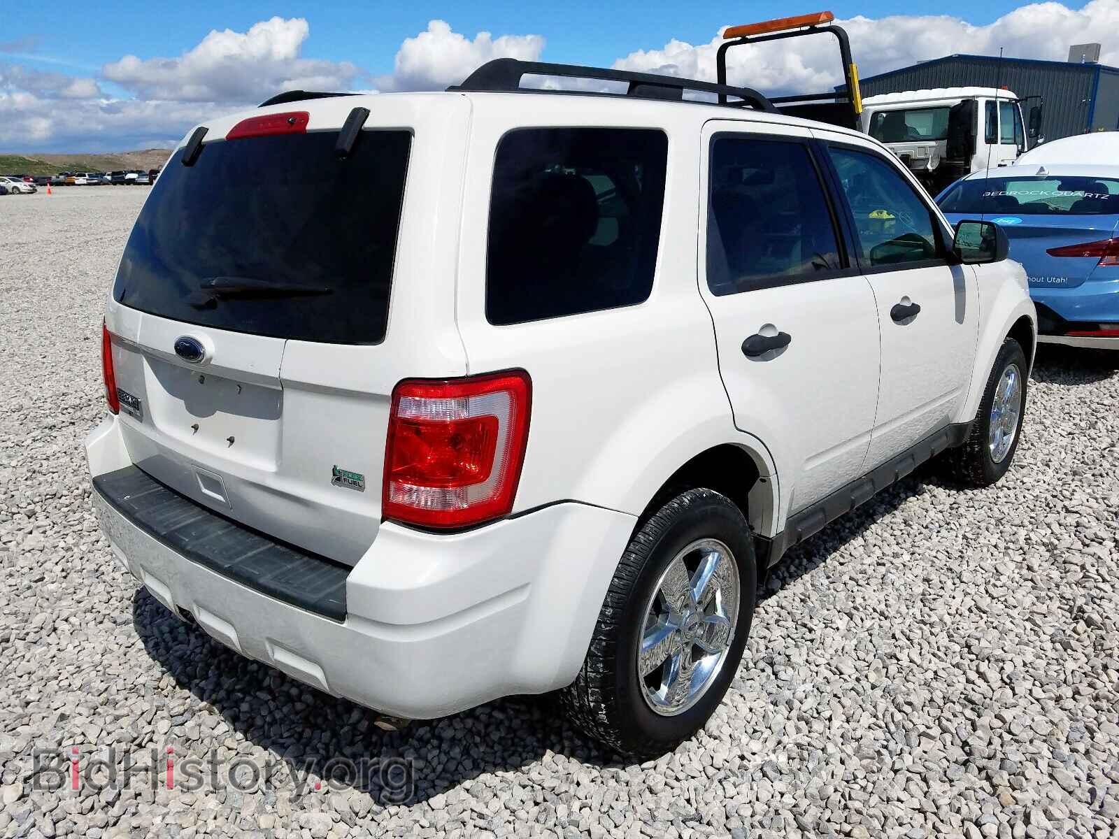 2011 FORD ESCAPE - VIN: 1FMCU9DG5BKC16541 - Photo 4