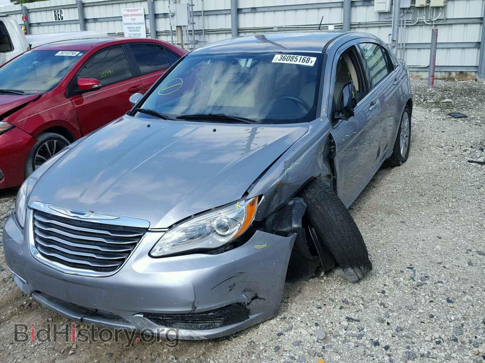 2013 CHRYSLER 200 - VIN: 1C3CCBAB5DN686274 - Photo 2