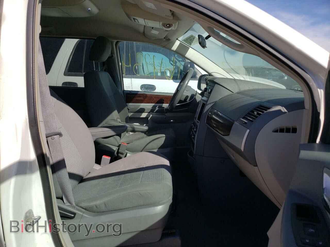 2010 CHRYSLER MINIVAN - VIN: 2A4RR5D13AR198099 - Фото 5