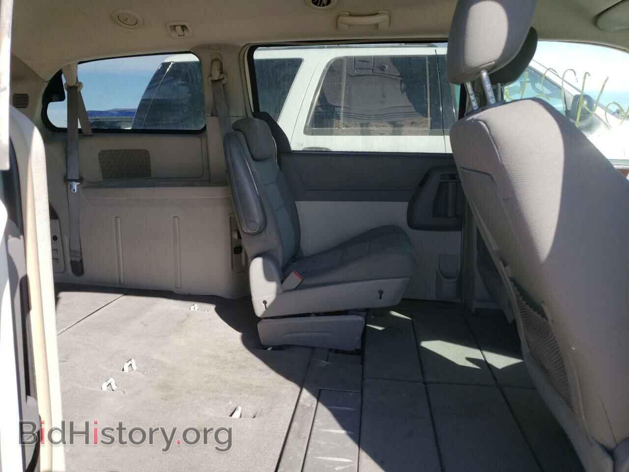 2010 CHRYSLER MINIVAN - VIN: 2A4RR5D13AR198099 - Фото 6