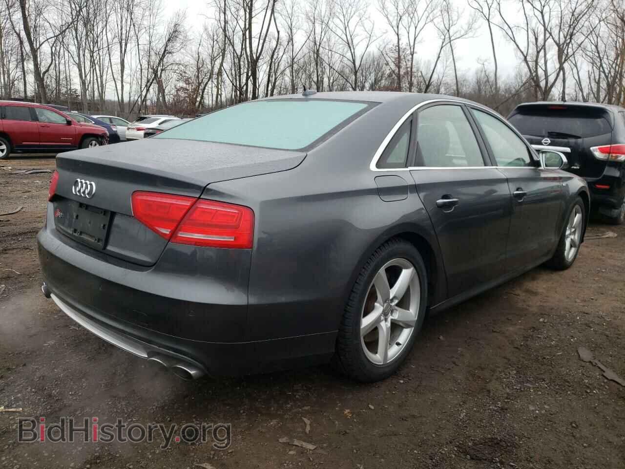 2013 AUDI S8 - VIN: WAUD2AFD4DN028188 - Photo 3