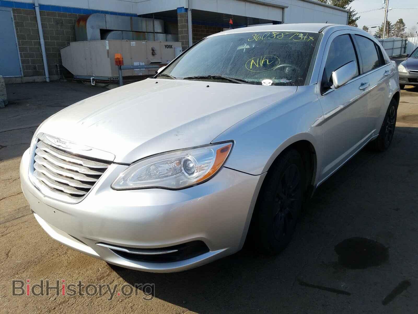 2012 CHRYSLER 200 - VIN: 1C3CCBAB9CN268427 - Фото 2